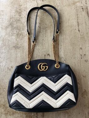 Authentic Gucci GG Marmont Chevron Heart Tote Bag Black White Leather Gold Chain
